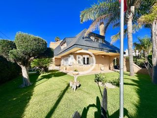 Maison  Granada. Propiedad en venta en la eliana