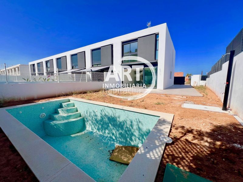 Foto 46eb9bdf-b531-47f7-9342-ec51cb1dae80. Casa amb calefacció piscina a Torre en Conill-Cumbres de San Antonio Bétera