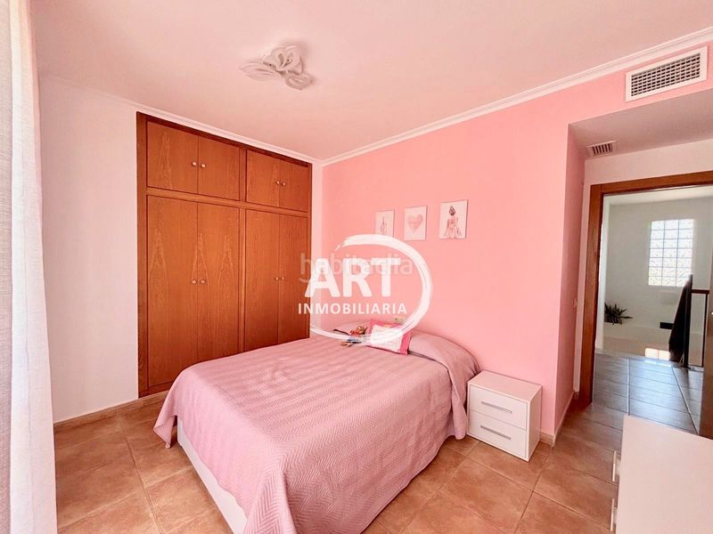 Foto ca74c351-f19f-4020-a3f8-bb0217caa1e0. Casa amb calefacció aparcament piscina a Camí de Paterna-Lloma del Calderer Bétera