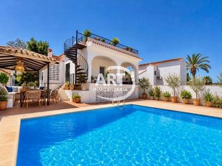 Casa  Sant jordi. Chalet en venta en la urbanización entrepinos de la eliana