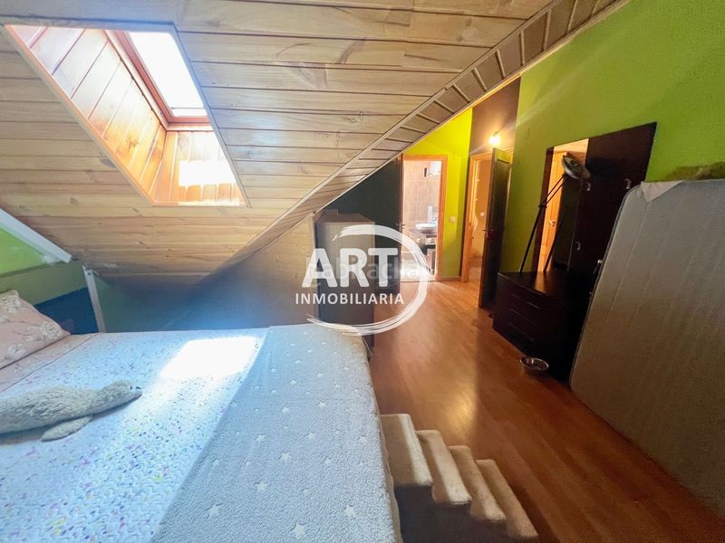 Foto 5ee0bf29-1152-4472-a373-bb487a947f25. Dúplex amb calefacció piscina a Pueblo Eliana (l´)