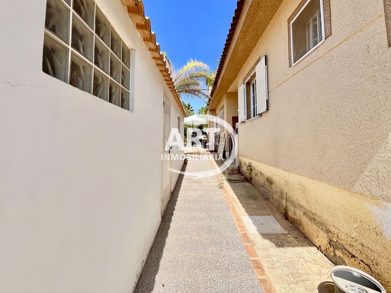 Foto 155332df-f95f-4a80-bec2-f9b5806f4109. Casa amb calefacció aparcament piscina a Los Pinares-La Masia Bétera