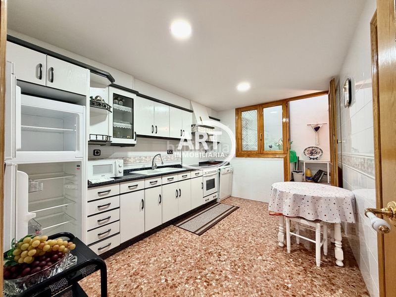 Foto d840265c-e9c2-477d-b73d-308835b80cdc. Casa amb calefacció a Cedrillas
