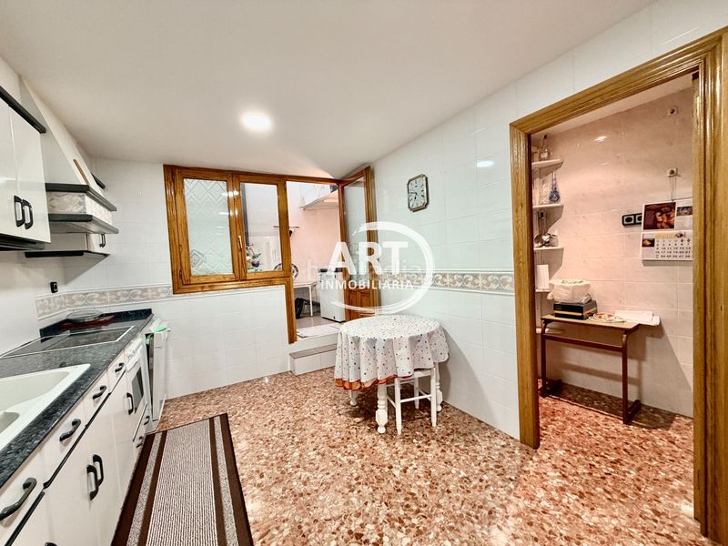 Foto ddcf3f57-932f-4019-85e3-270bccc05ce1. Casa amb calefacció a Cedrillas