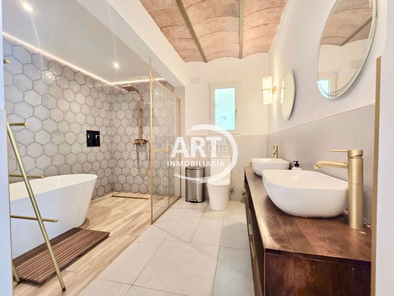 Foto b19cd27a-86b6-42a6-b5a8-c3cf7a57f007. Casa villa independiente con piscinalago en La Conarda-Montesano Bétera
