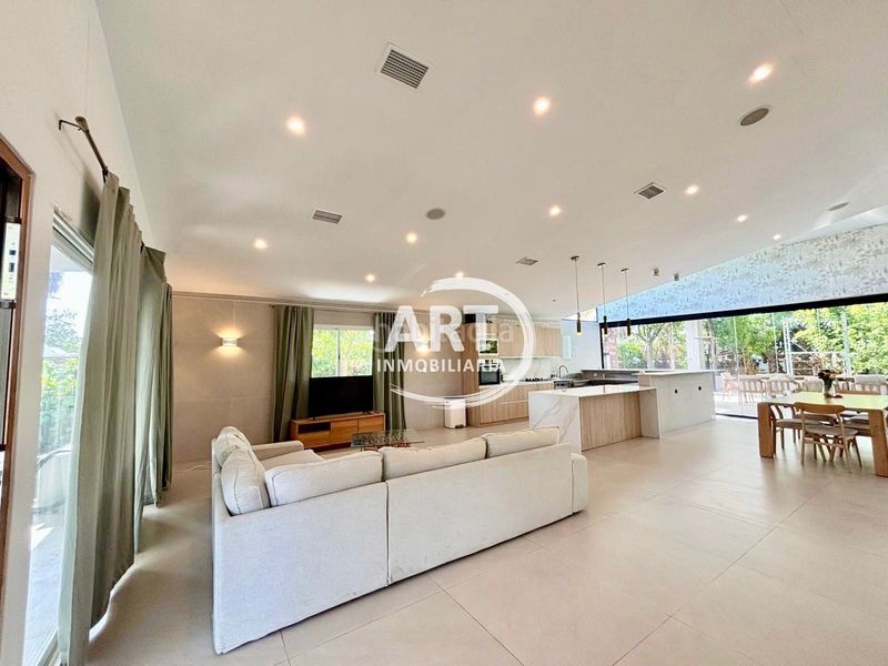 Foto bbb1a2d9-e336-4a8d-bed7-469f893e5c8f. Casa villa independiente con piscinalago en La Conarda-Montesano Bétera