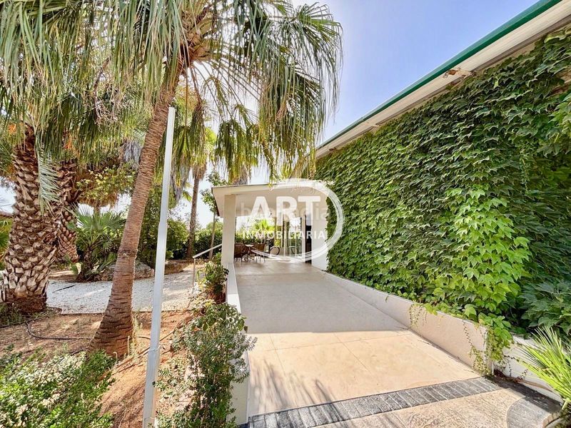 Foto ee19a027-ea00-44e8-bdbb-43e98f314f16. Casa villa independiente con piscinalago en La Conarda-Montesano Bétera