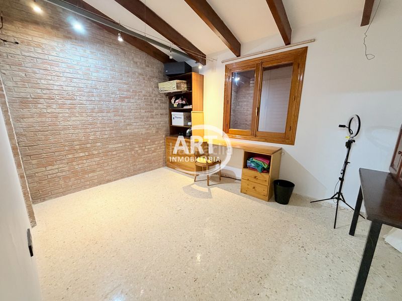 Foto aa286669-13d0-44bb-ae87-0c9034c806b7. Casa amb calefacció aparcament piscina a Riba - roja de Túria