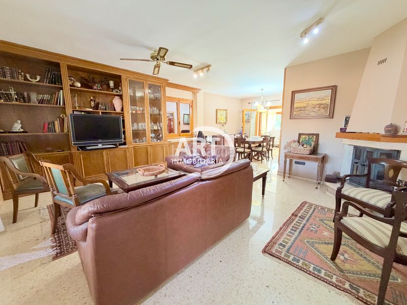 Foto b76c0c0a-dd42-46a4-ad43-d912924dca38. Casa amb calefacció aparcament piscina a Riba - roja de Túria