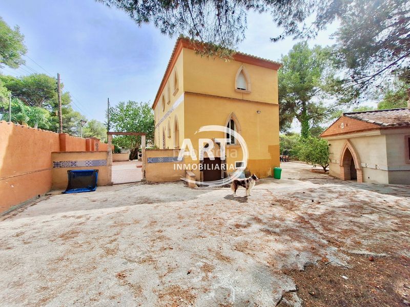 Foto 17fc3e97-173f-47b9-a6af-8d53149f841b. Casa amb piscina a Serra