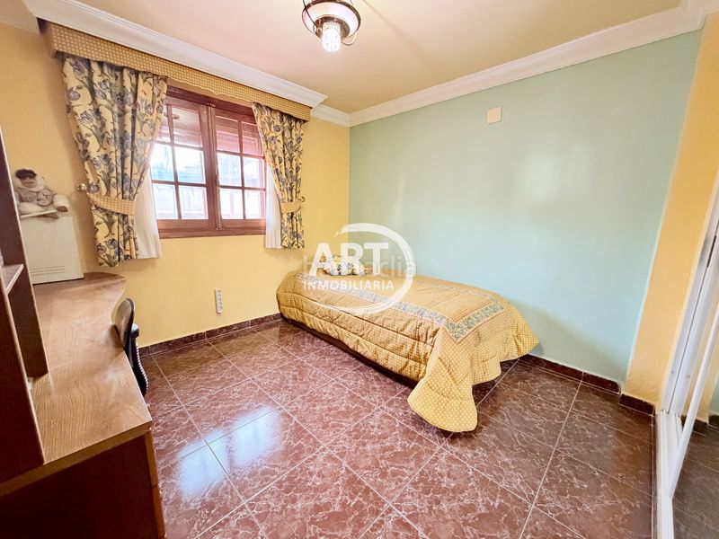Foto eea9c92f-dda1-4a1f-bd68-22a04e9f9a13. Casa amb calefacció aparcament piscina a Pueblo Eliana (l´)