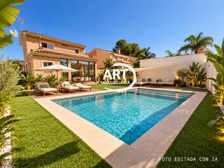 Casa in El Carme-Sant Agustí-Bonavista. Propiedad en venta en la eliana
