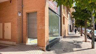 Lloguer Local Comercial  Calle sacerdote isidro albert. Local en benisaudet con salida de humos