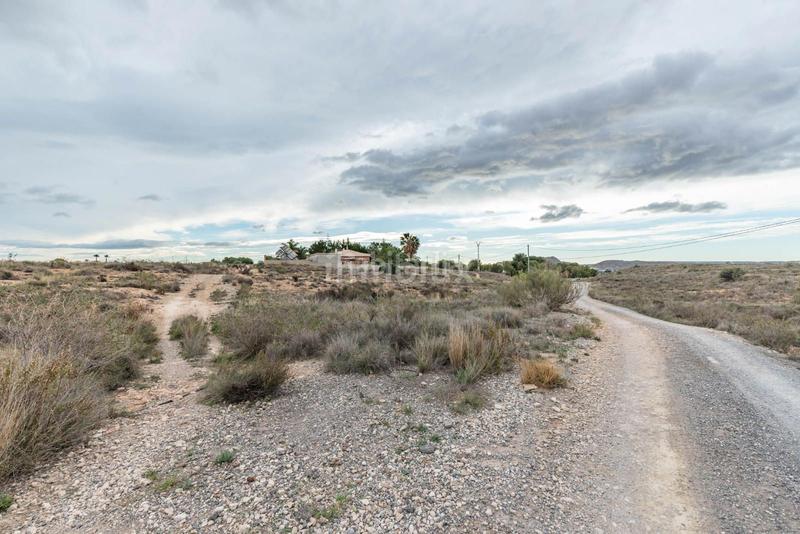 Foto a2a4a5c7-a6d2-4cdc-855b-3f4f2e097b83. Terrain résidentiel dans Cañada del Fenollar Alicante