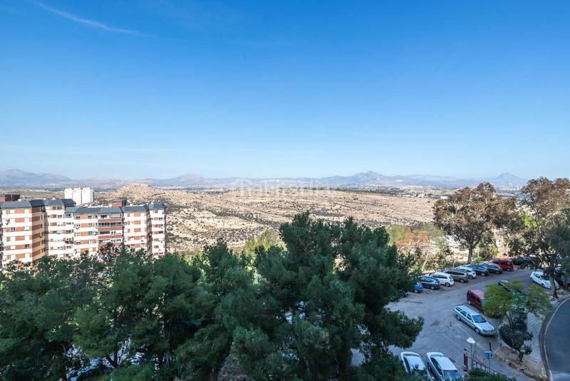 Foto dddaf745-8e08-42d6-b4c3-a279bc92aa80. Appartamento in Juan XXIII Alicante