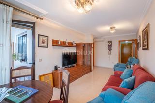 Appartement  Calle del poeta sansano. Luminosa vivienda en los angeles