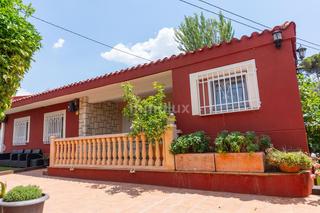 Xalet  Calle secanet. Chalet con encanto mediterraneo en biar amplitud armonía y vista