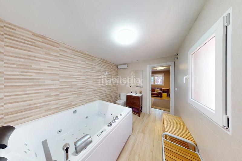 Foto 5c64a755-c2db-4be0-a692-8b393160a6c0. Chalet avec chauffage piscine dans Biar