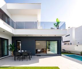 Xalet  Avenida del mar. Villa moderna en roda golf san javier