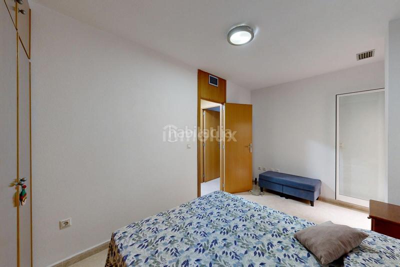 Foto 4eb63fcd-b67e-424d-9974-67427a826579. Piso moderno apartamento con plaza de garaje y trastero en Alicante