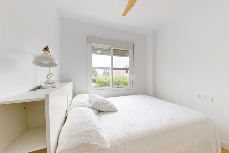 Foto 0fa80a6c-cbe3-42a0-a3e1-6536817423f2. Casa a schiera con riscaldamento parcheggio piscina in Alicante