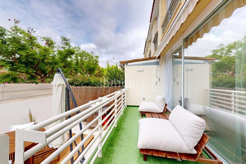 Foto 354e2c83-e275-40df-9f12-48e0a991cbfc. Casa a schiera con riscaldamento parcheggio piscina in Alicante