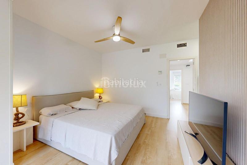 Foto 3da2efc6-5c3c-40d1-8f69-f1774d02a656. Casa a schiera con riscaldamento parcheggio piscina in Alicante