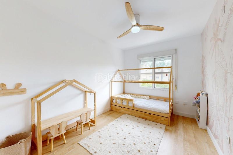 Foto 47c447f7-36bf-4f0a-9727-15ca766a7897. Casa a schiera con riscaldamento parcheggio piscina in Alicante