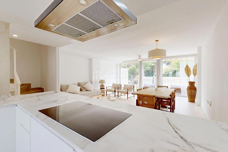 Foto 85a2285b-f1f0-4fd0-80fd-cd738c1fc148. Casa a schiera con riscaldamento parcheggio piscina in Alicante