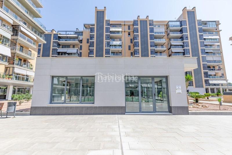 Foto 495aab08-6112-4f6e-8714-8929426cbc38. Piso estrena vida en PAU 5 diseño y playa a tu alcance en Alicante