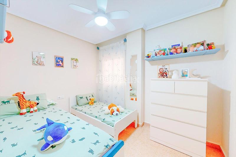 Foto 42a5d1d5-334b-453c-9636-0f16bd7d182d. Piso en olof palme 14 luminosa vivienda con terrazaplaza de garaje y trastero en Alicante