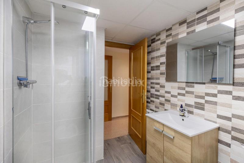 Foto 895277f7-86fc-4fd7-a400-3de8d538f75c. Piso en ciudad de matanzas 10b oportunidad en pau 2 vivienda con terraza y excelentes vistas en Alicante