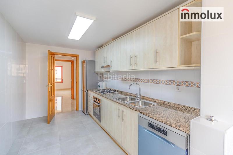 Foto 15573692-b812-4962-bb9e-10059d23a6d8. Alquiler piso alquiler piso sin muebles tres dormitorios en condomina con piscina en Alicante