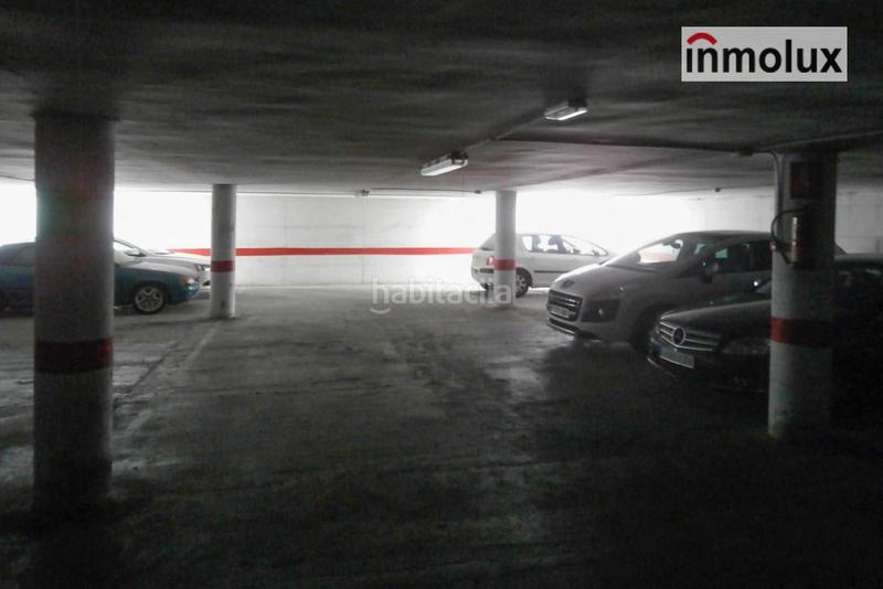 Foto 07dcad34-4586-4c48-a83c-91d6f3549546. Car parking in Albufereta Alicante