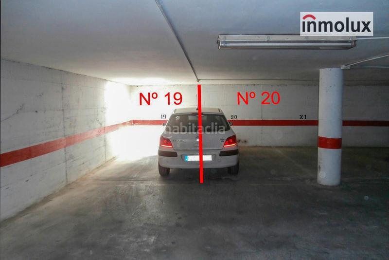 Foto d1a13c06-d23d-4338-9721-e04e4c8fb067. Car parking in Albufereta Alicante