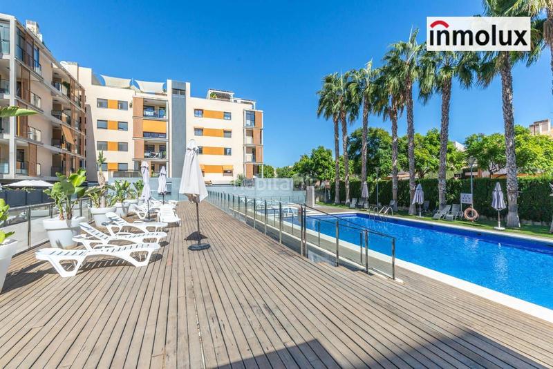 Foto e3aba817-eadd-47f5-b96f-cedfc8145891. Piso fabulosa vivienda con terraza privada en Playa Muchavista Campello (el)