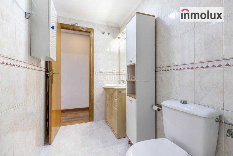 Foto 11321d7f-eafc-4abc-a741-0c8d27ba3b88. Pis amb calefacció aparcament piscina a Albufereta Alicante