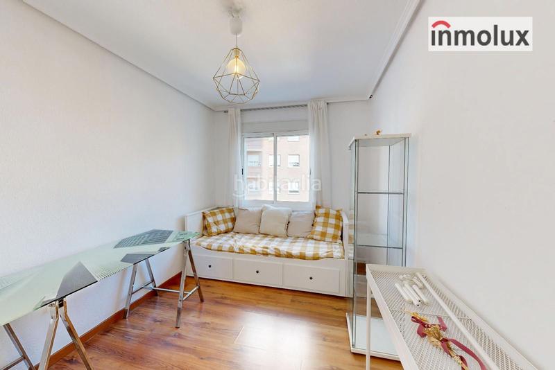 Foto 6f357861-a451-40b1-927a-a84273e97669. Pis amb calefacció aparcament piscina a Albufereta Alicante