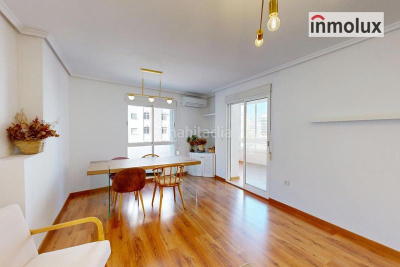 Foto 77aa06b6-1f4b-49ba-9e85-44e46ac78a96. Pis amb calefacció aparcament piscina a Albufereta Alicante