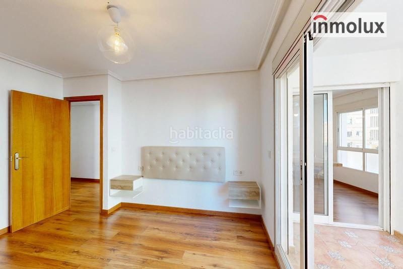 Foto 7c54f751-8f11-4575-a275-db230ca9e7cb. Pis amb calefacció aparcament piscina a Albufereta Alicante