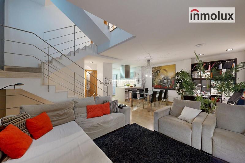 Foto 7e503dec-24dc-46ac-9752-640085428054. Casa amb calefacció aparcament a Centro Elche / Elx