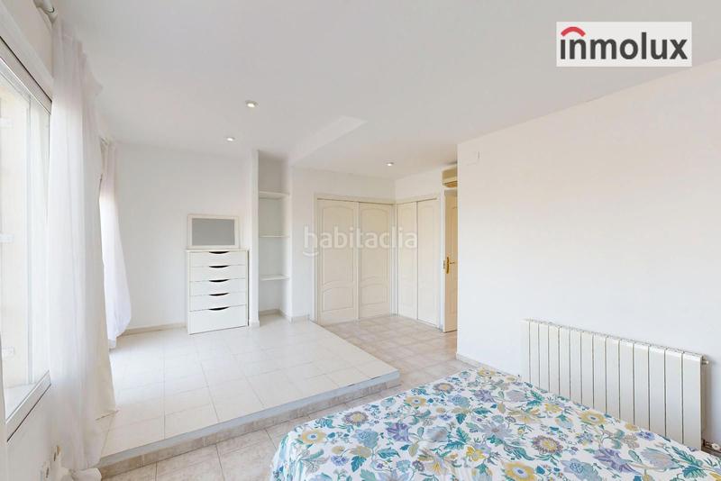 Foto aa53aabb-b538-45e5-b43d-a83d1a43c7d8. Casa adossada amb calefacció aparcament piscina a Alicante