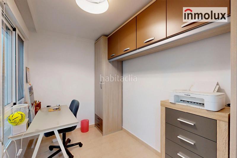 Foto 0fc921eb-9526-4777-b4fc-16b653a34f76. Piso  reformado de tres habitaciones San Gabriel en Alicante