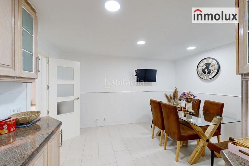 Foto 981e21ce-800f-4623-92a1-fdf9b05aa0f8. Piso  reformado de tres habitaciones San Gabriel en Alicante