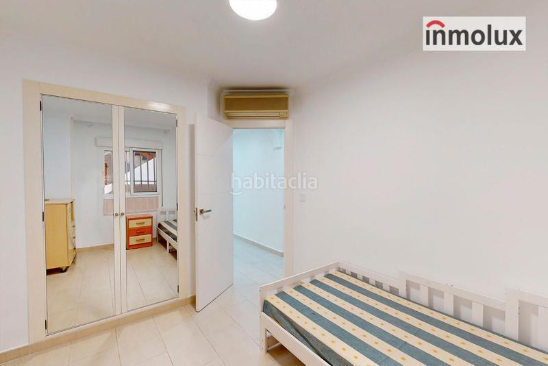 Foto fac0a94b-ed20-4609-a5b6-06bc68ae7bbb. Piso  reformado de tres habitaciones San Gabriel en Alicante