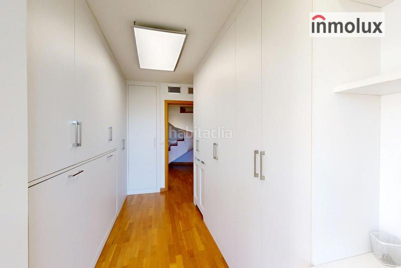 Foto 2495496a-7283-455d-9d24-4f78a531a1e4. Zweistöckige wohnung mit heizung parking in Babel Alicante