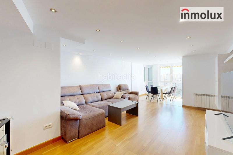 Foto 8ecf2983-111c-4d3b-a7bd-5e1daf8a288c. Zweistöckige wohnung mit heizung parking in Babel Alicante