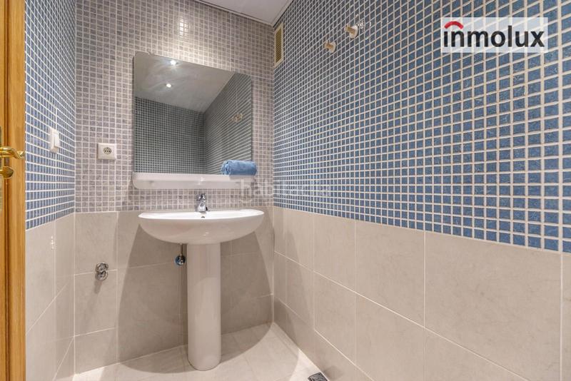 Foto 969d80b9-d2a3-4b11-a21b-cbf597769e54. Zweistöckige wohnung mit heizung parking in Babel Alicante