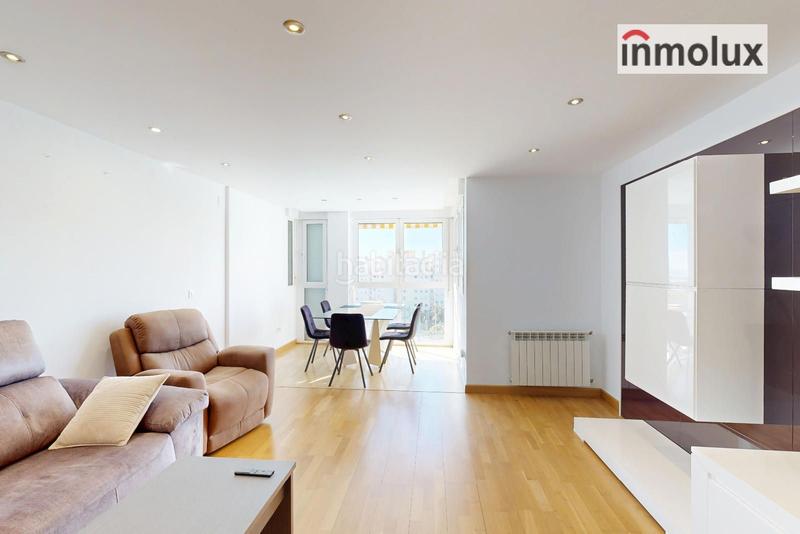 Foto c4ea4900-3754-43a6-a161-2f1445b3901e. Zweistöckige wohnung mit heizung parking in Babel Alicante