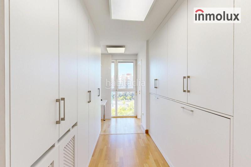 Foto daae8278-2b98-495b-b544-fd8bbff9a539. Zweistöckige wohnung mit heizung parking in Babel Alicante